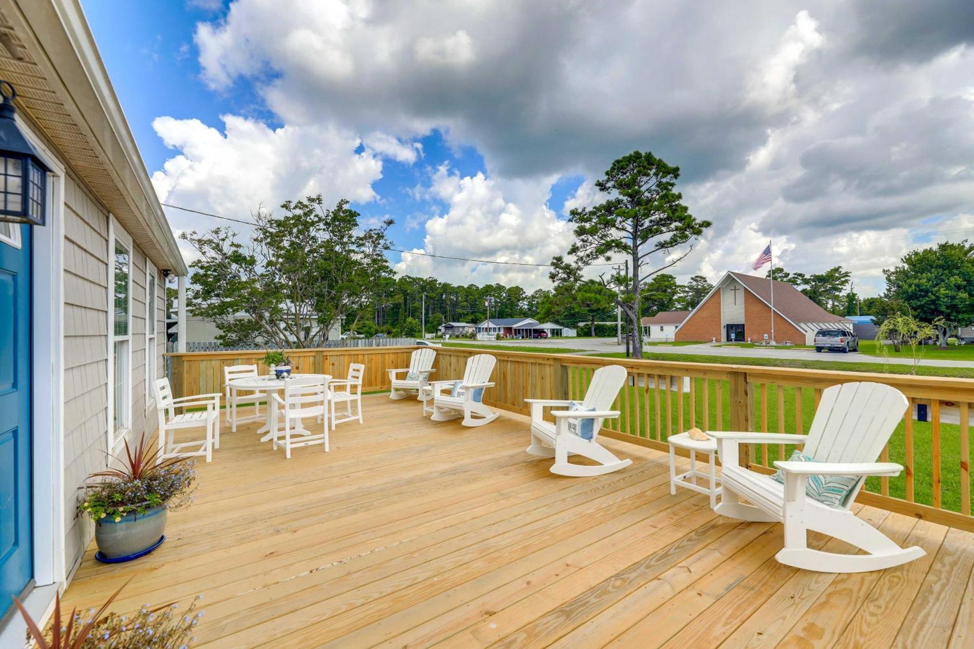 The Willowberry House With Deck And Grill! Harkers Island Exterior photo